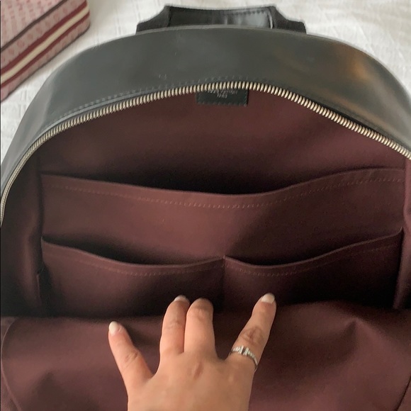 Louis Vuitton Monogram book bag. - Picture 3 of 8